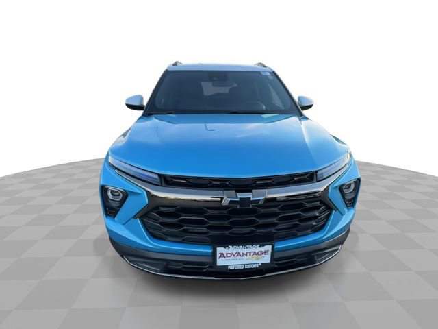 Used 2025 Chevrolet TrailBlazer ACTIV w/ Driver Confidence Package image 3