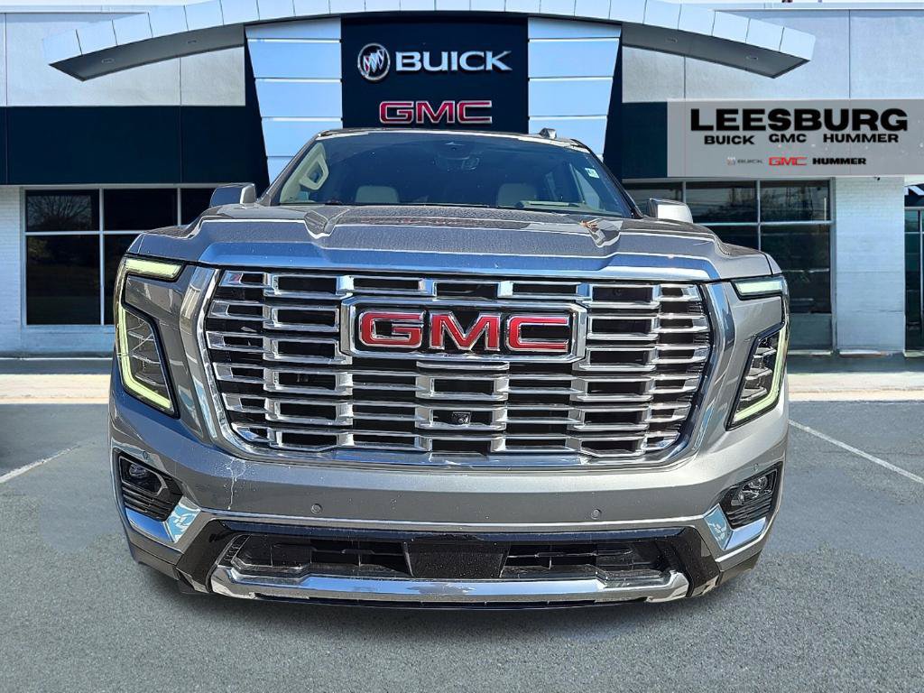Used 2025 GMC Yukon XL Denali w/ Advanced Technology Package AWD/4WD image 2