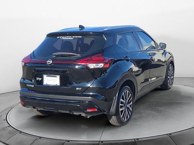 Used 2023 Nissan Kicks SV image 5