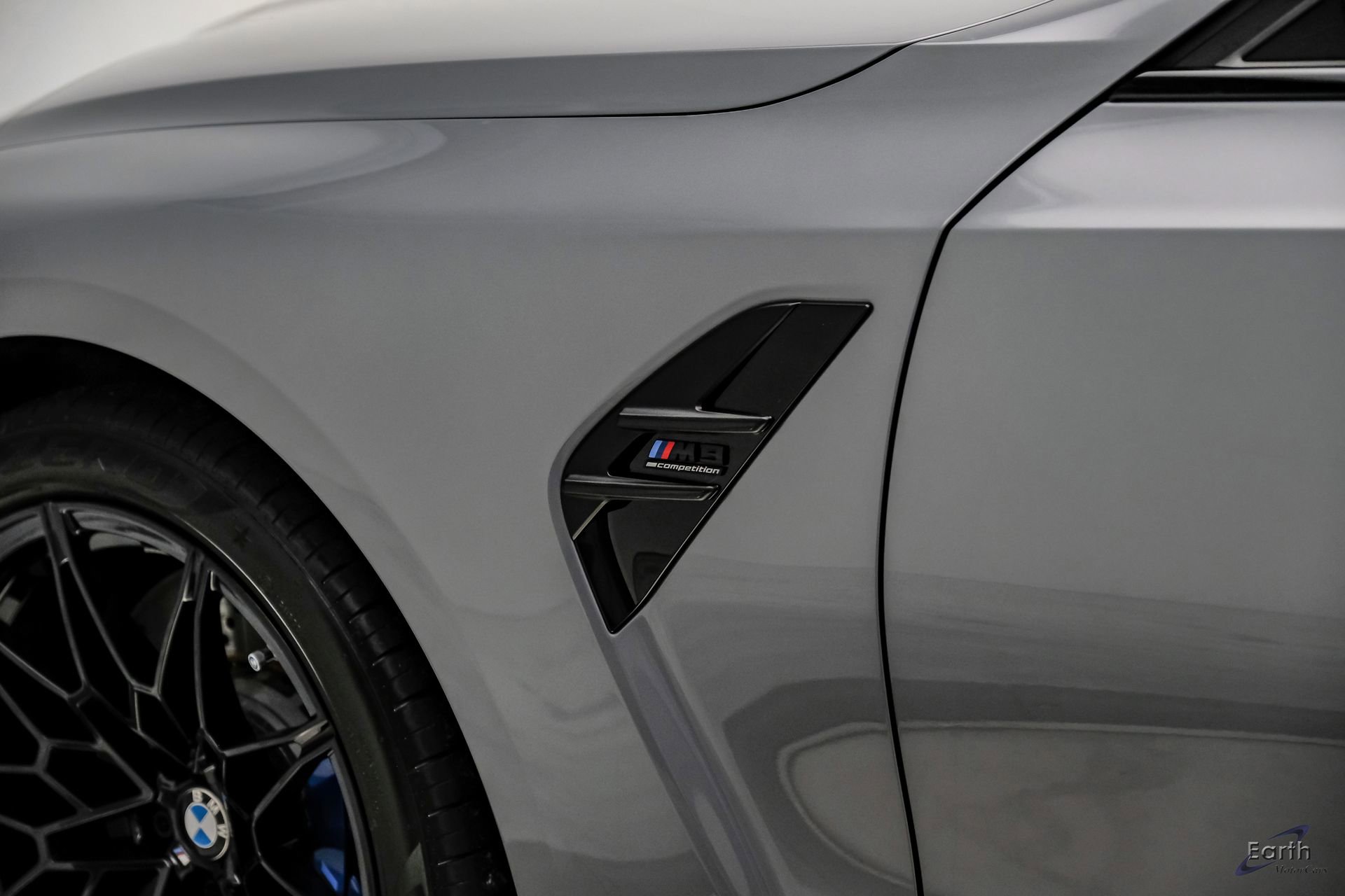 Used 2025 BMW M3 Competition image 32