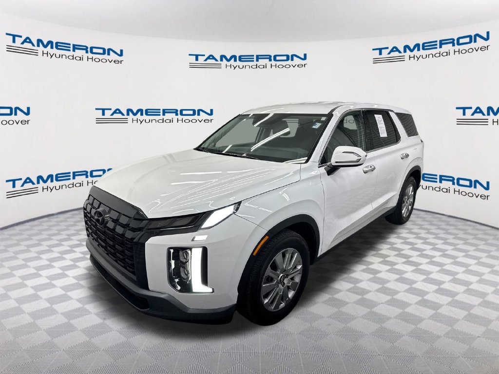 Used 2025 Hyundai Palisade SE FWD image 1