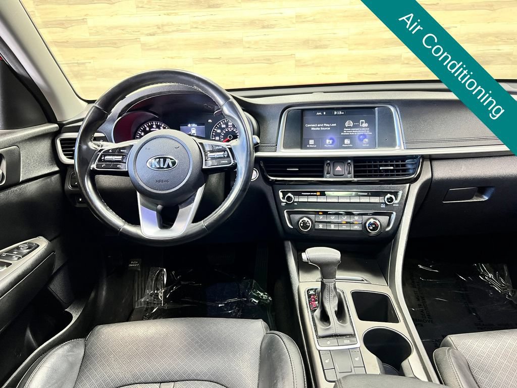 Used 2020 Kia Optima SE FWD image 2
