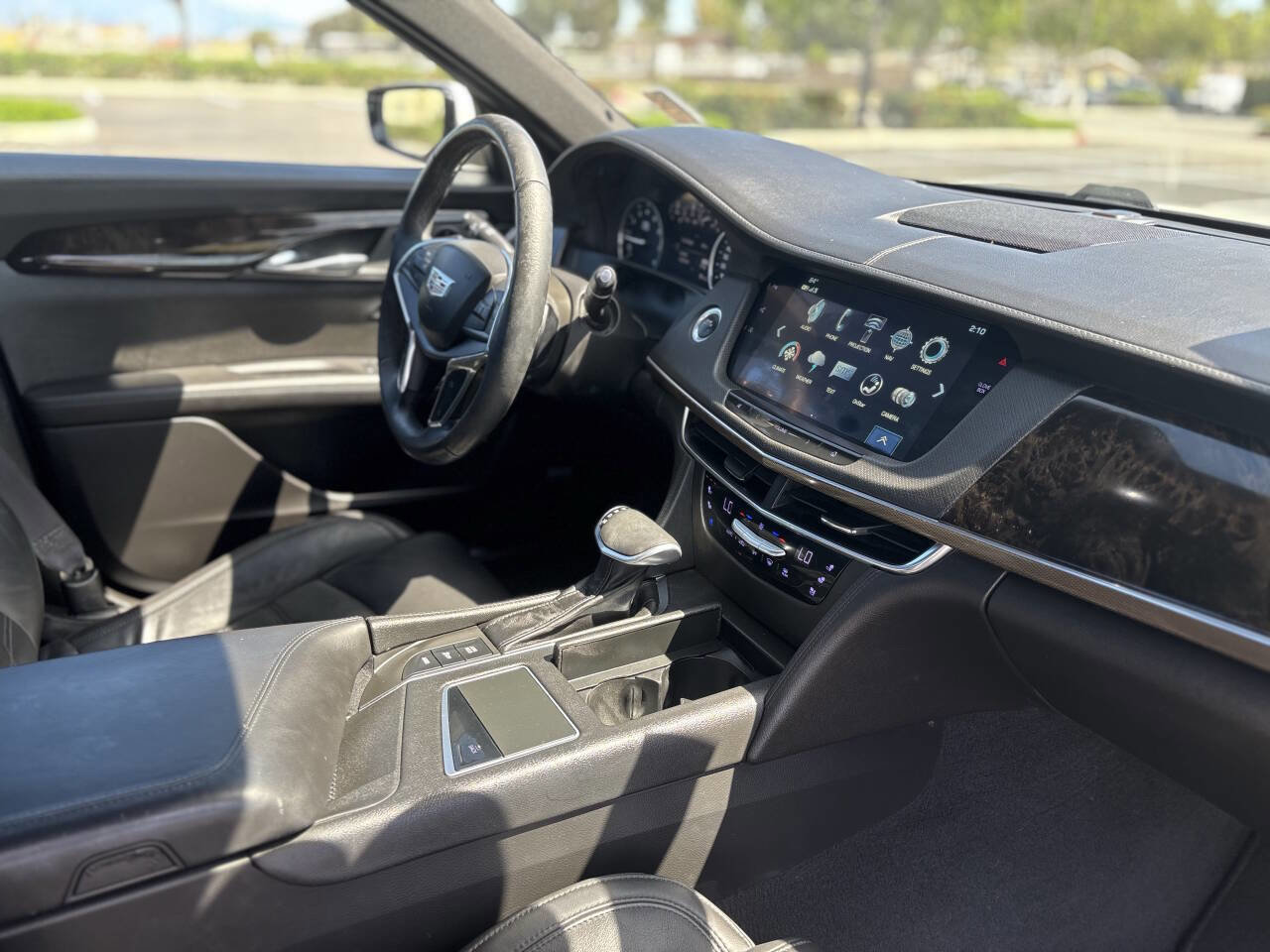 Used 2018 Cadillac CT6 Luxury image 29