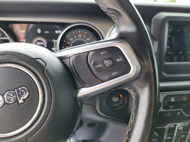 Used 2020 Jeep Wrangler Unlimited Sahara image 12