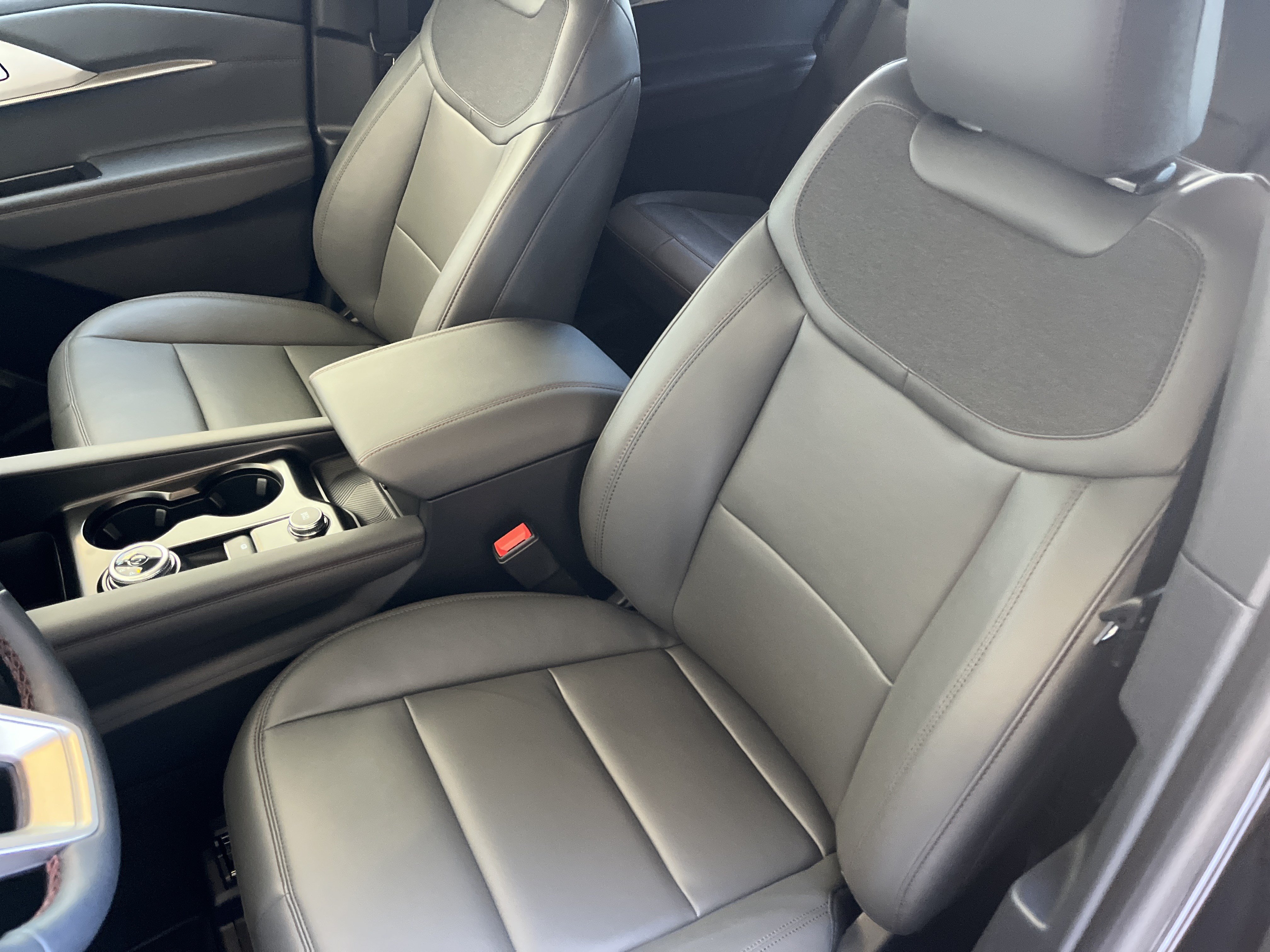 New 2027 Ford Explorer Active w/ Active Comfort Package RWD image 7