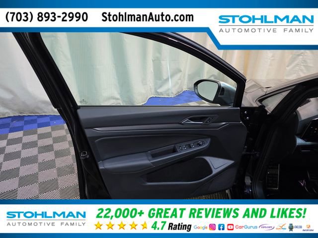 Used 2023 Volkswagen Golf R image 12