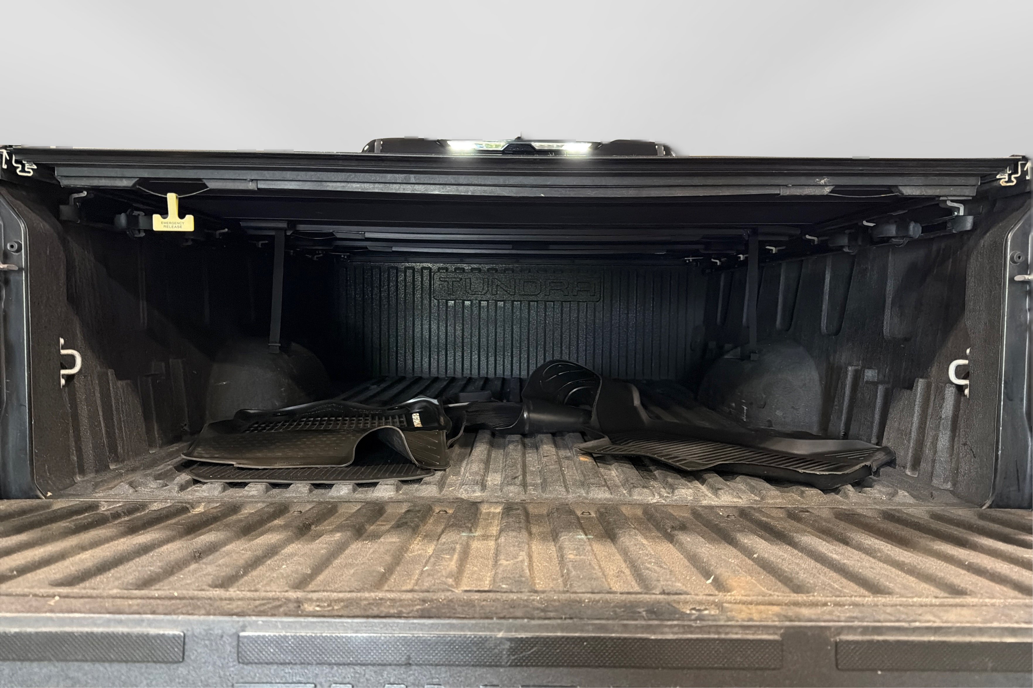 Used 2022 Toyota Tundra SR5 AWD/4WD image 43