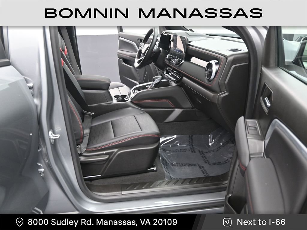 Used 2024 Chevrolet Colorado Z71 w/ Z71 Convenience Package 2 image 10