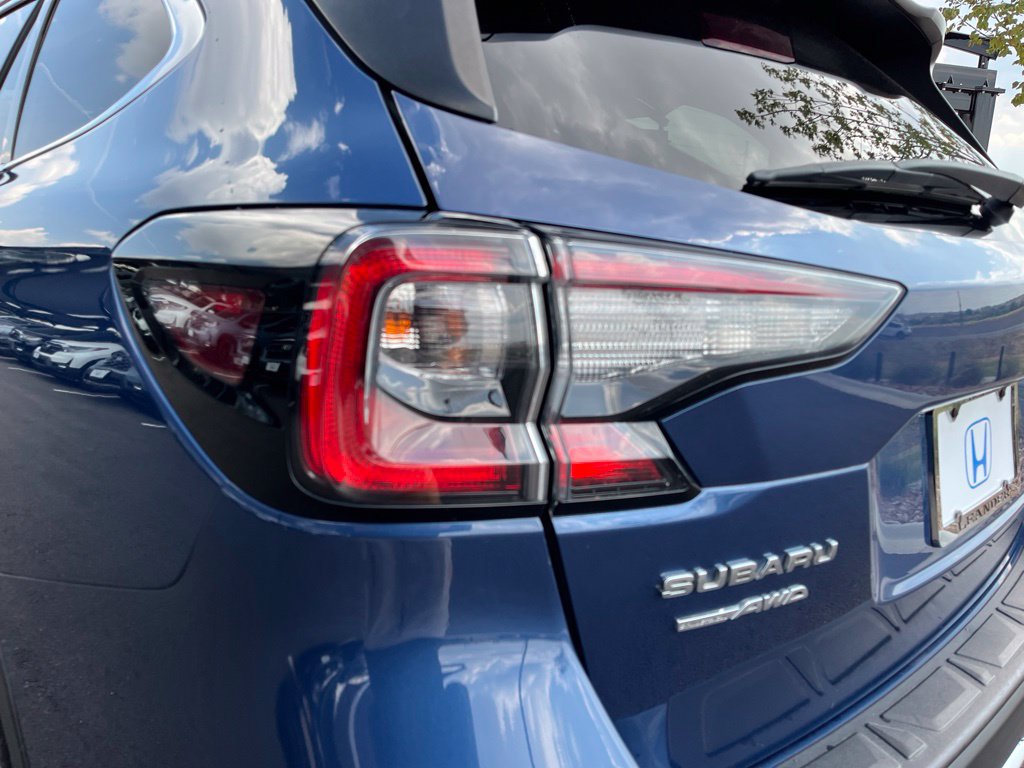 Used 2021 Subaru Outback Touring XT AWD/4WD image 7