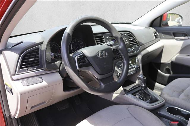 Used 2017 Hyundai Elantra SE FWD image 12