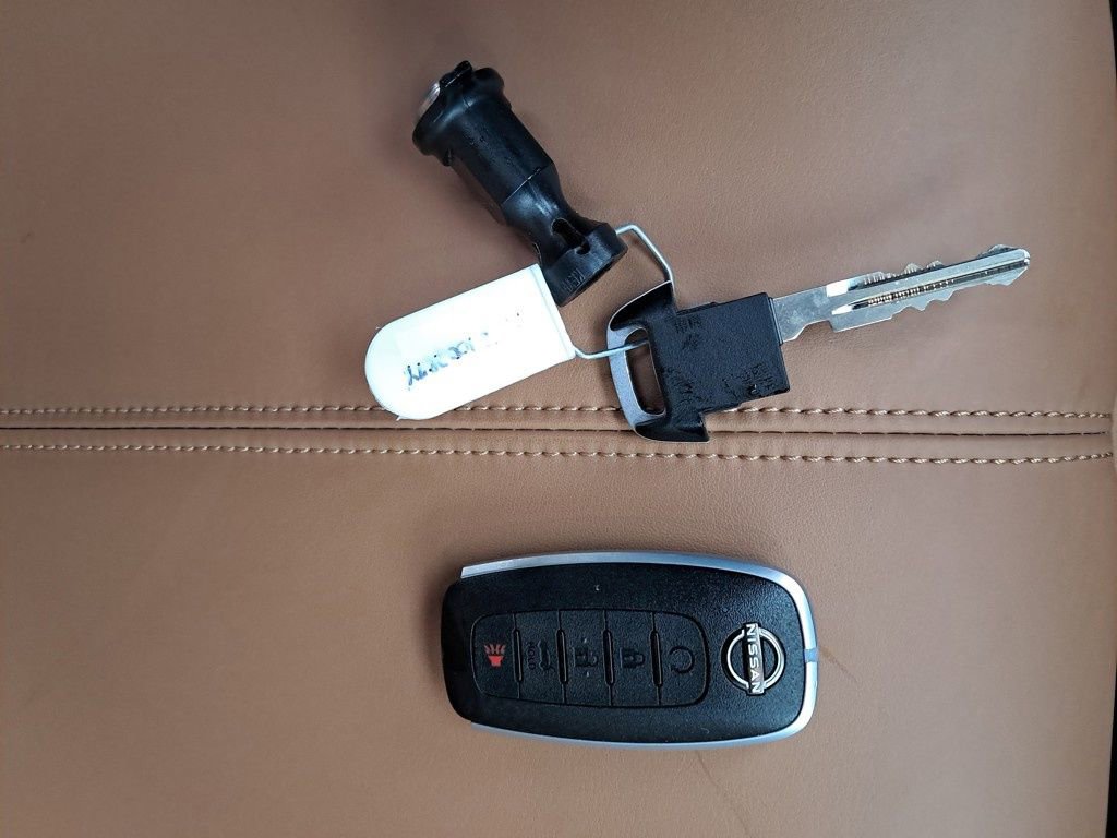 New 2025 Nissan Armada SL w/ Captain's Chari Seat Package image 30