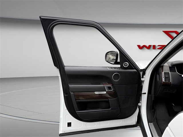 Used 2017 Land Rover Range Rover HSE image 25