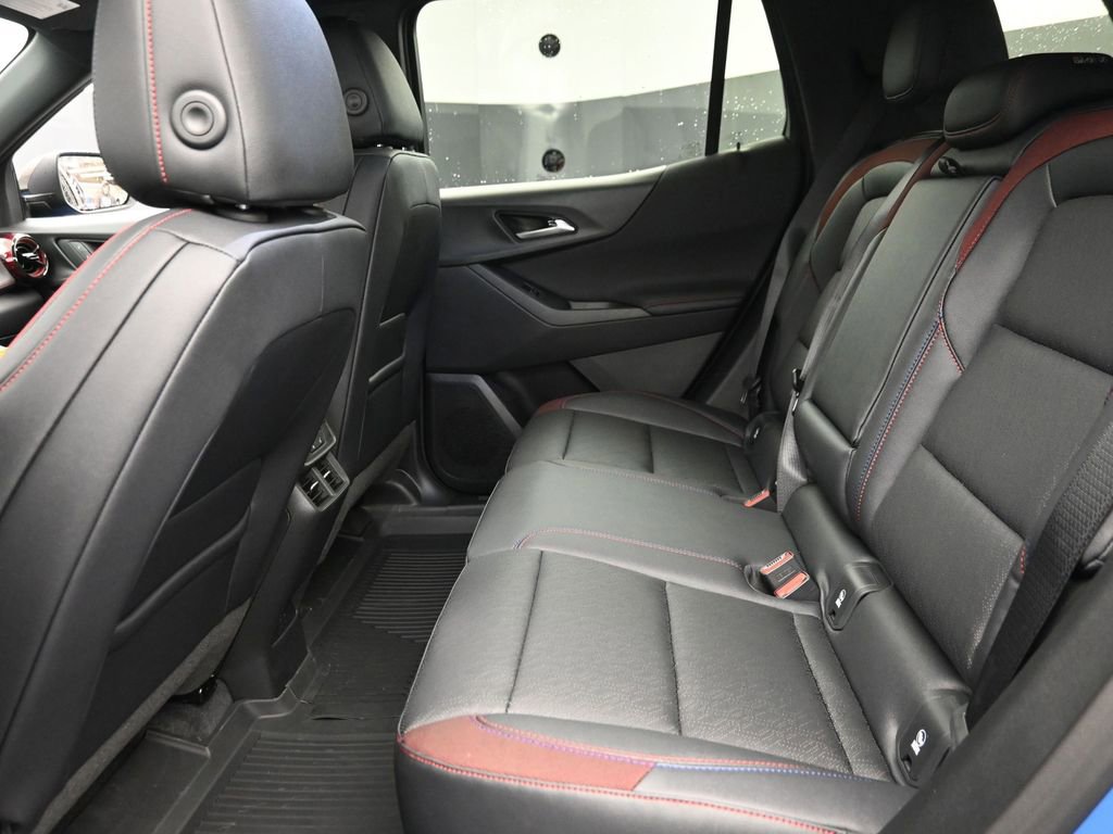 New 2026 Chevrolet Equinox RS w/ Convenience Package III AWD/4WD image 11