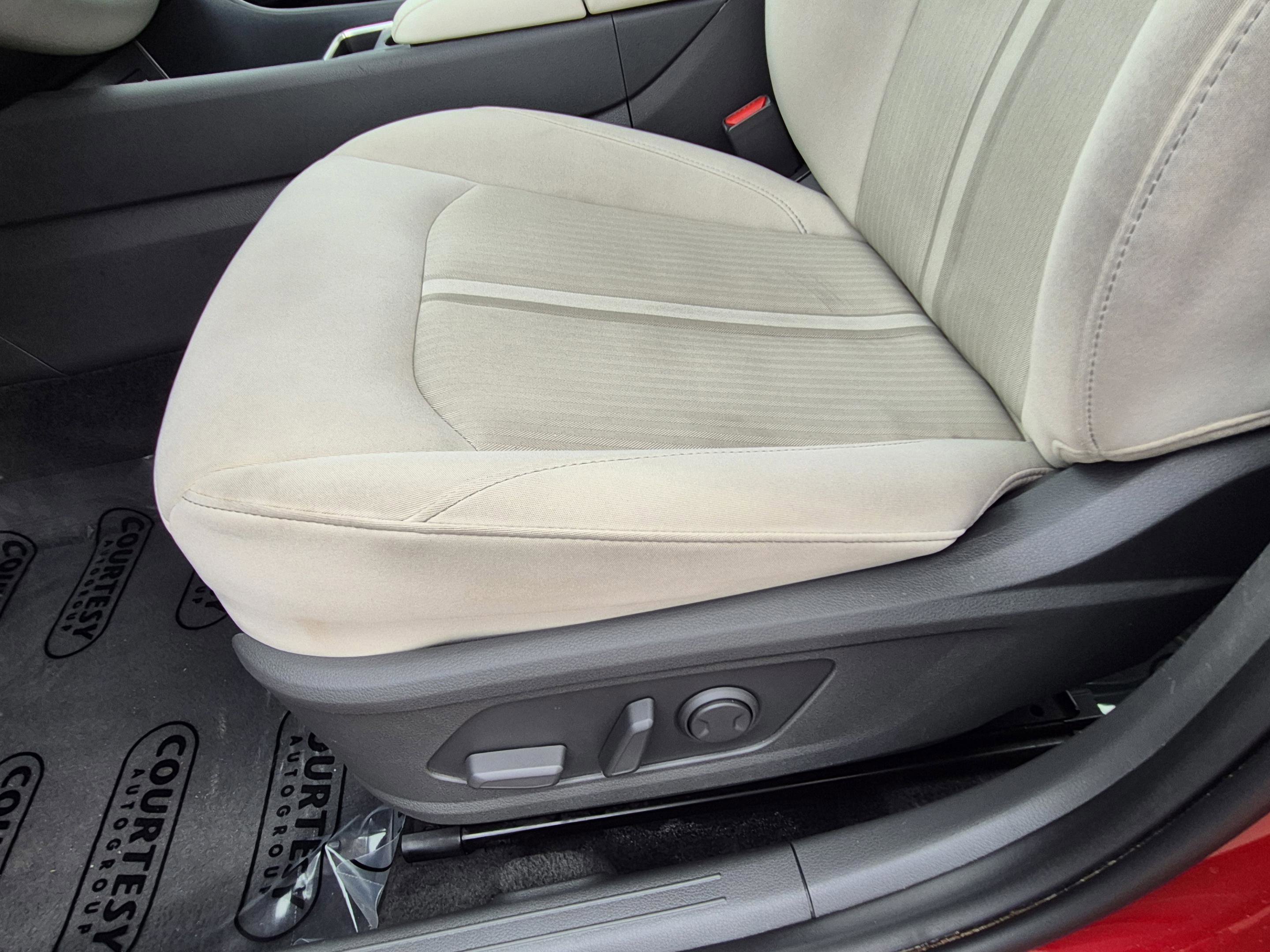Certified 2025 Hyundai Sonata SEL FWD image 19