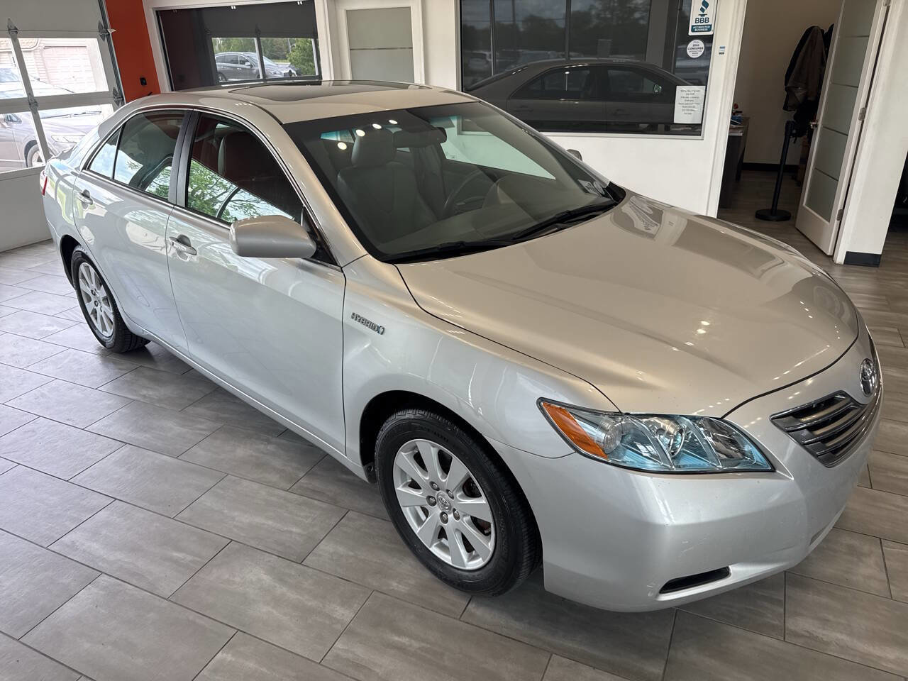 Used 2009 Toyota Camry Hybrid FWD image 4