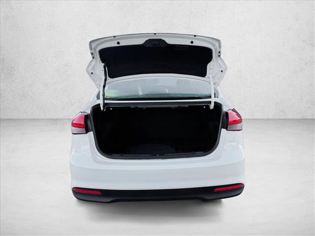 Used 2017 Kia Forte LX w/ LX Popular Package image 7