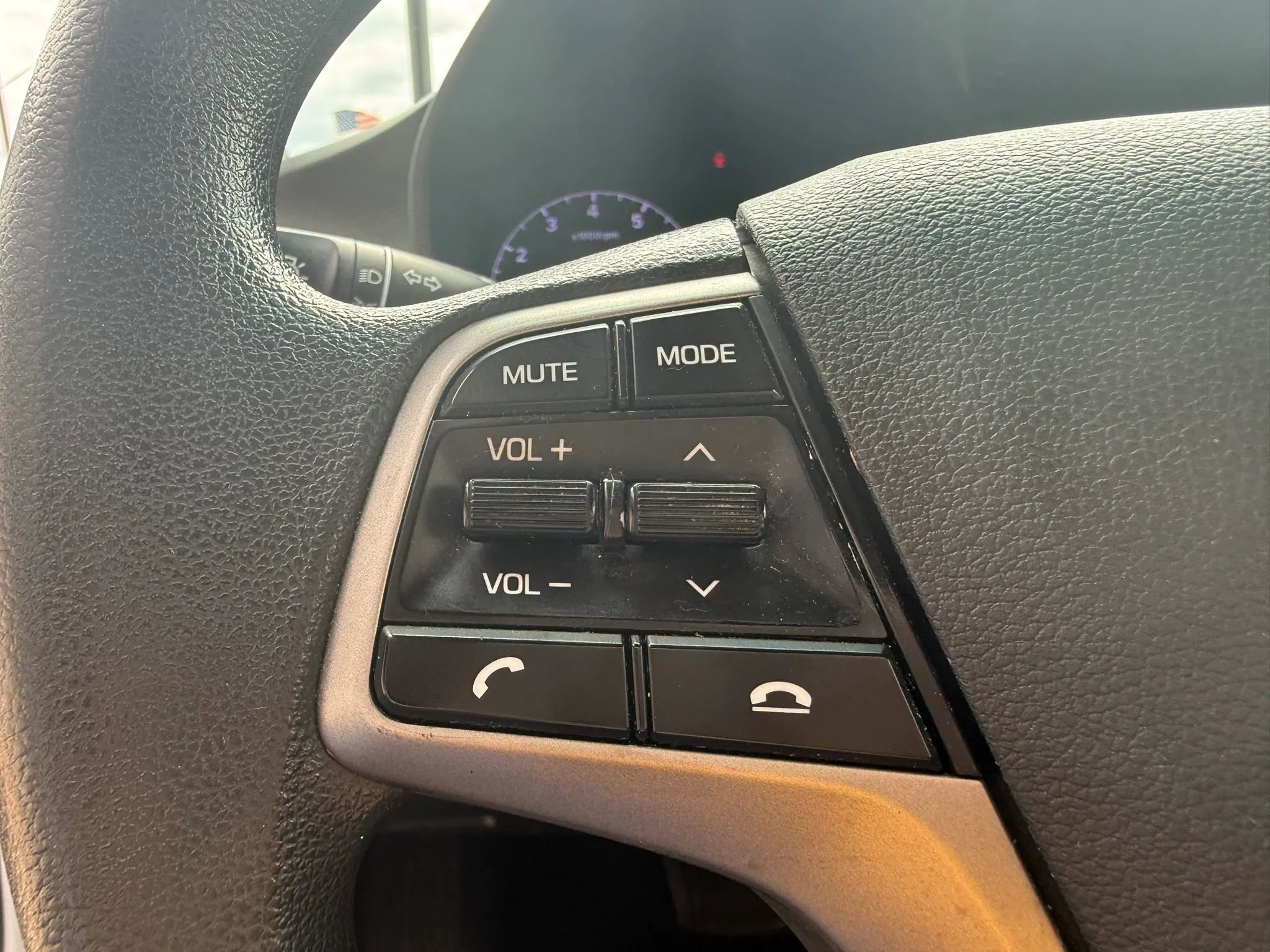 Used 2020 Hyundai Accent SE FWD image 7