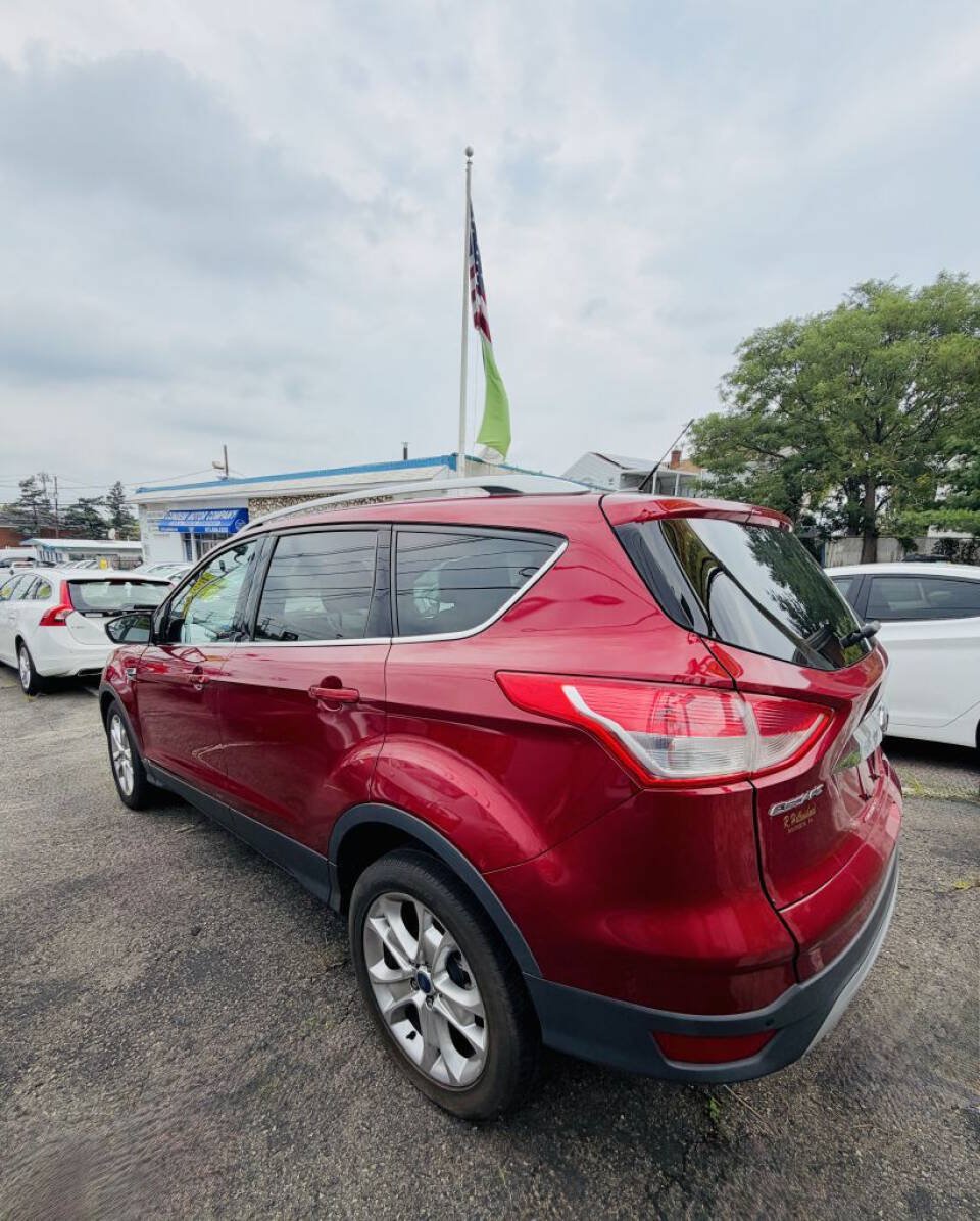 Used 2014 Ford Escape Titanium AWD/4WD image 3
