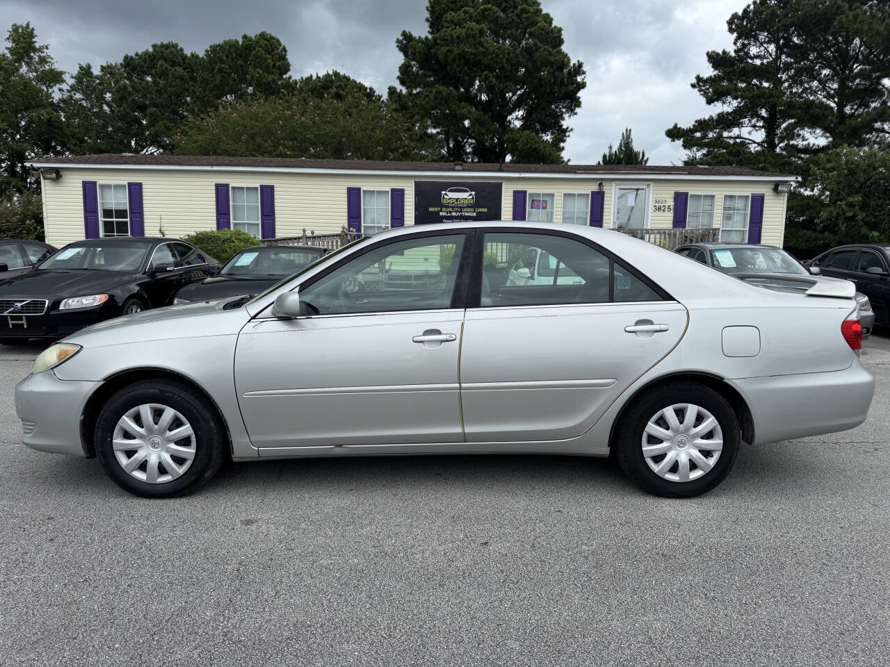 Used 2005 Toyota Camry LE image 9