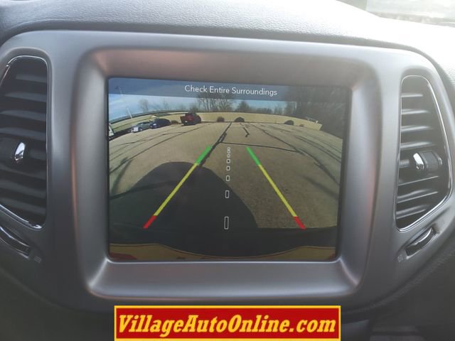 Used 2018 Jeep Compass Latitude w/ Popular Equipment Group image 19