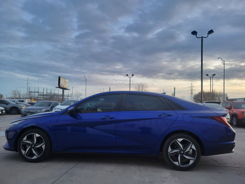 Used 2023 Hyundai Elantra SEL w/ Convenience Package image 4