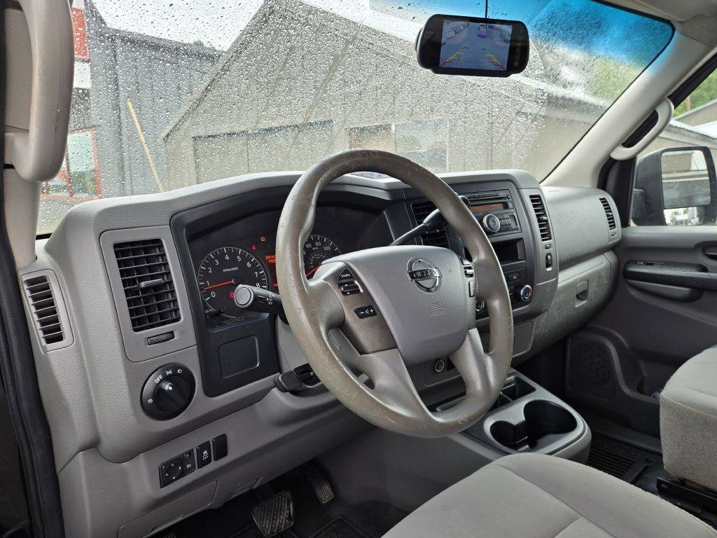 Used 2012 Nissan NV 2500 SV w/ Side Curtain Airbag Pkg RWD image 18