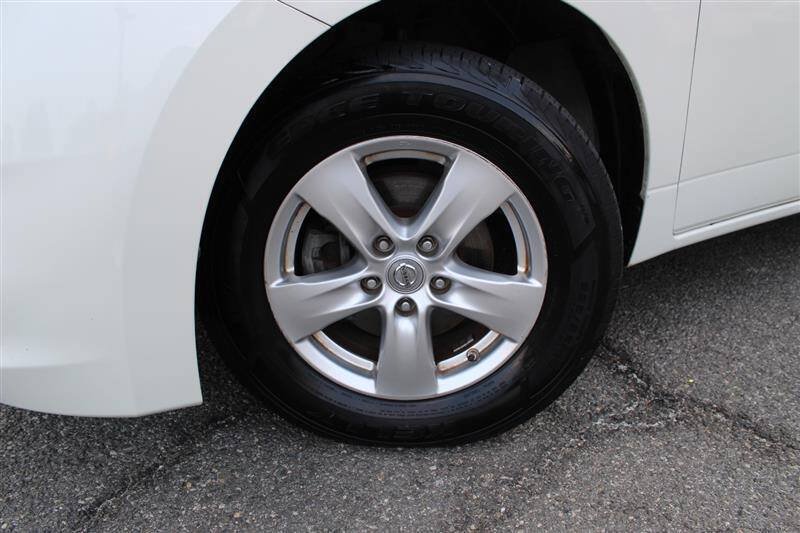 Used 2016 Nissan Quest SV FWD image 9