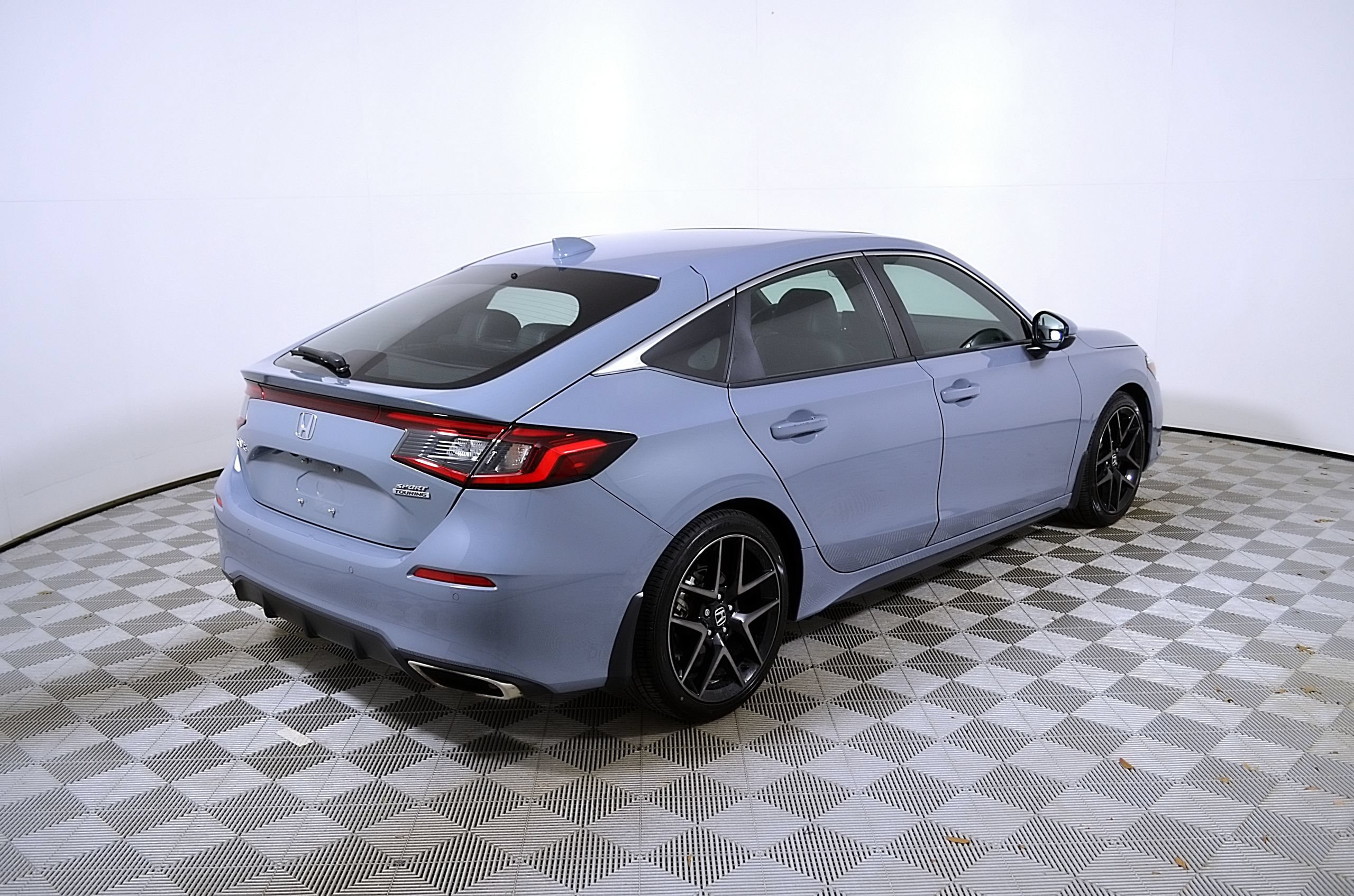 Used 2024 Honda Civic Sport Touring image 7