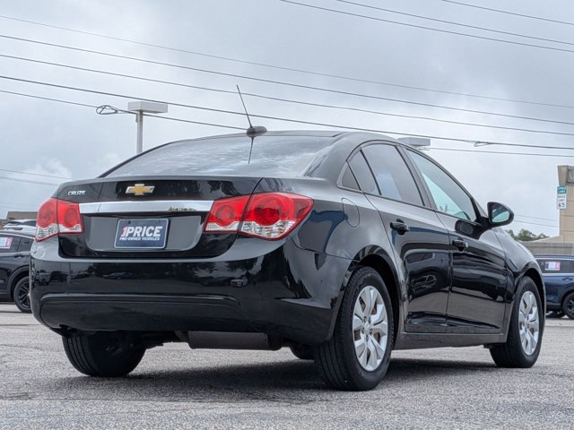 Used 2016 Chevrolet Cruze LS image 5