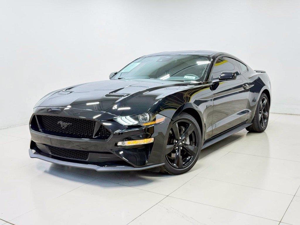 Used 2022 Ford Mustang GT w/ Equipment Group 301A RWD image 2