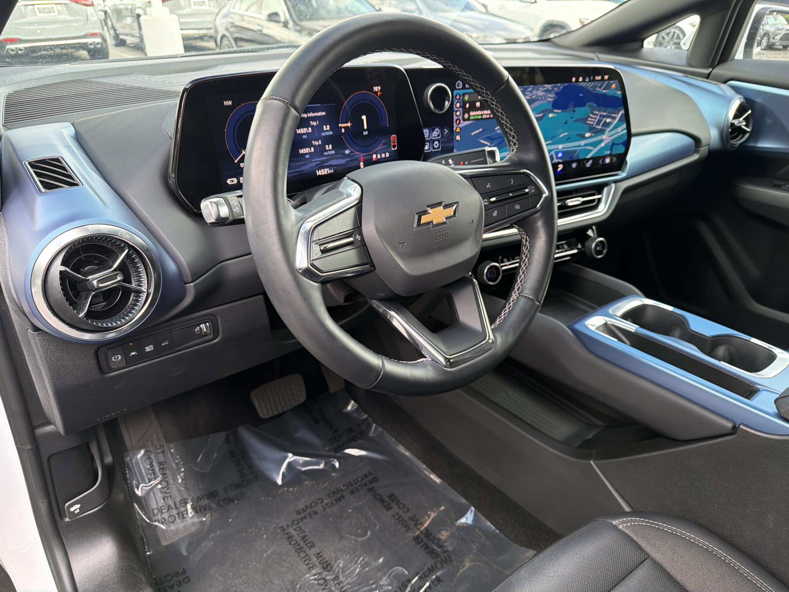 Used 2025 Chevrolet Equinox EV LT w/ Convenience Package FWD image 19