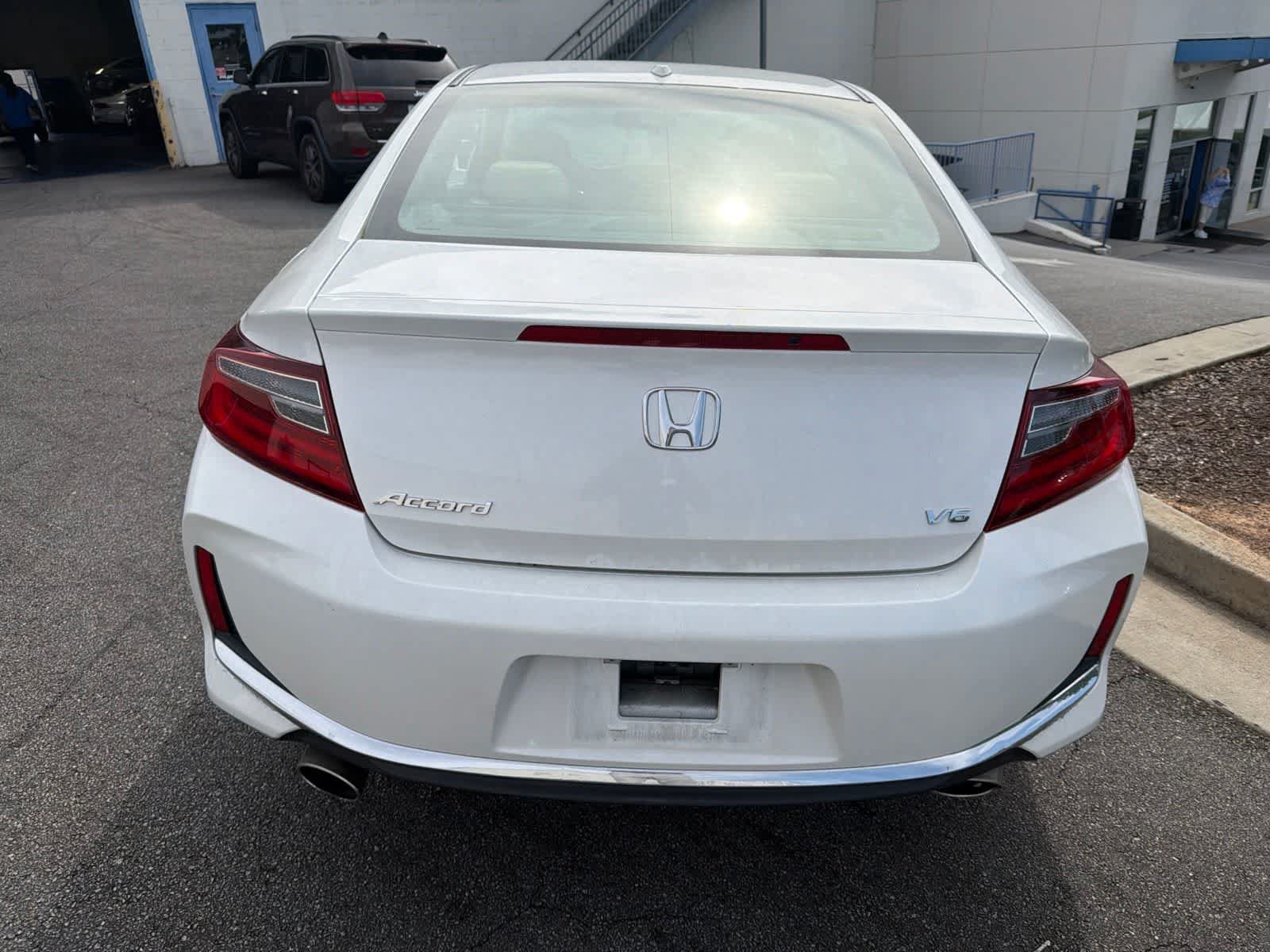 Used 2016 Honda Accord EX-L image 11