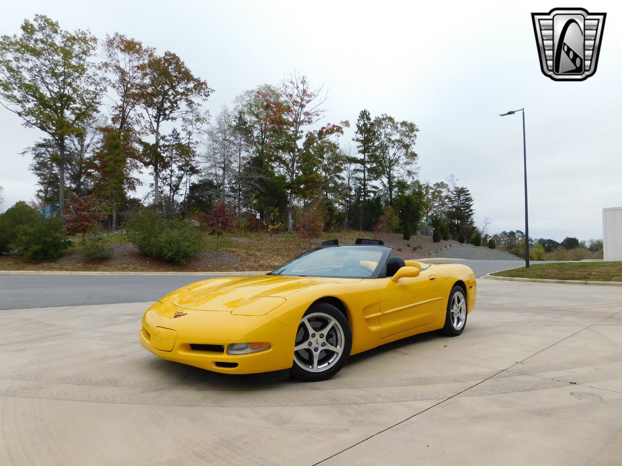 Used 2000 Chevrolet Corvette Convertible w/ Memory Pkg image 2