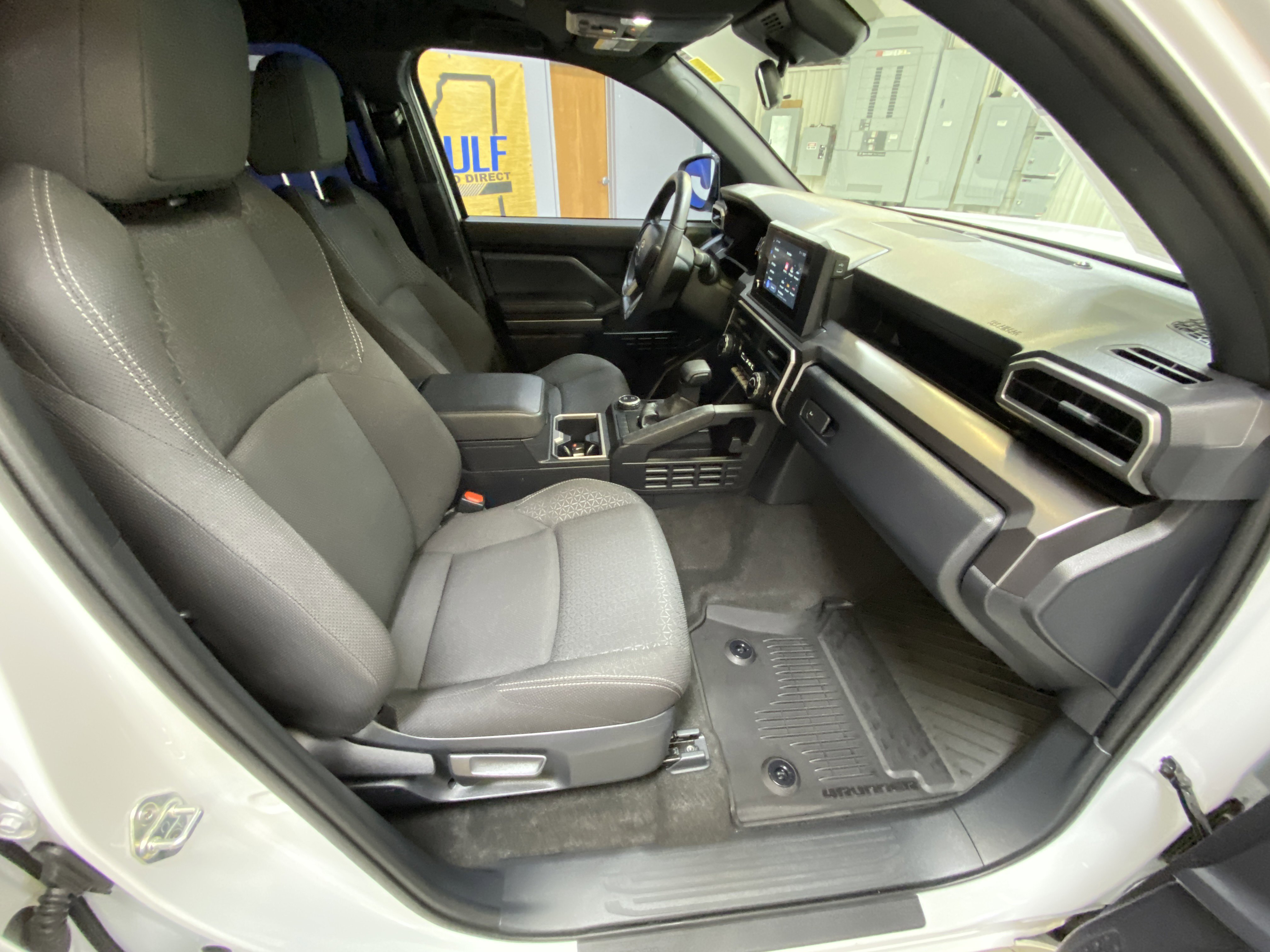 Used 2025 Toyota 4Runner SR5 image 24
