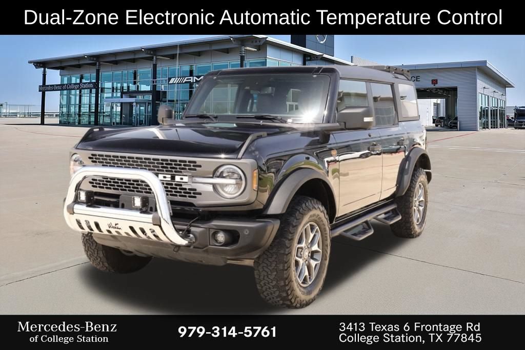 Used 2023 Ford Bronco Badlands AWD/4WD image 7