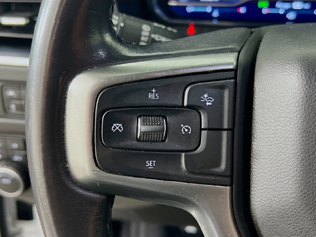 Used 2022 Chevrolet Suburban LT AWD/4WD image 13