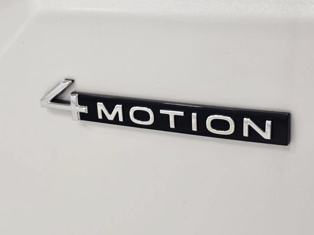 Used 2025 Volkswagen Atlas SEL AWD/4WD image 7