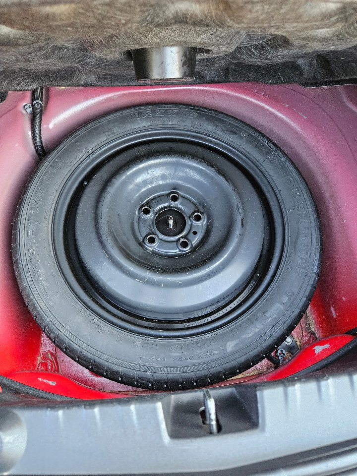 Used 2012 Chevrolet Camaro LS image 20