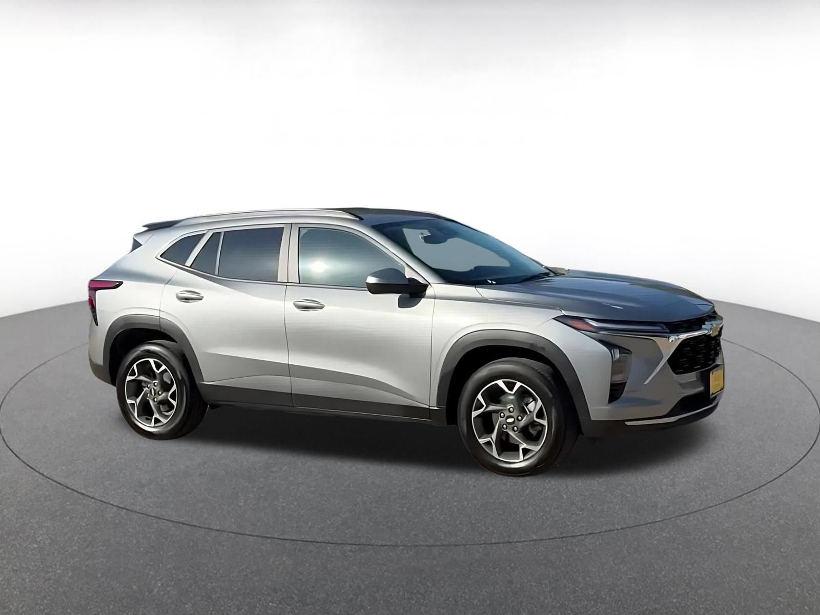 Used 2025 Chevrolet Trax LT FWD video 2