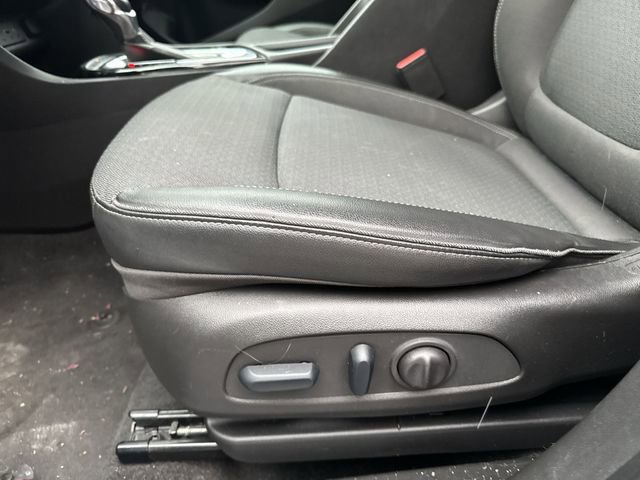 Used 2023 Buick Encore GX Select w/ Experience Buick Package image 16