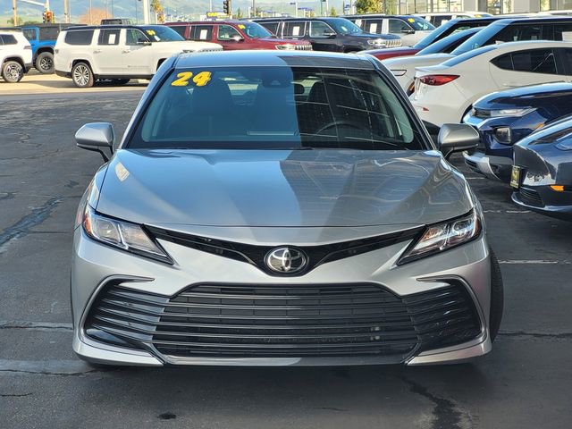Used 2024 Toyota Camry LE image 2