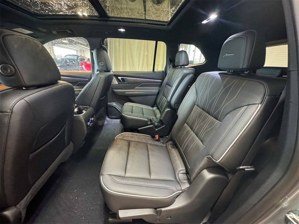 New 2026 Buick Enclave Avenir w/ Super Cruise Package image 18