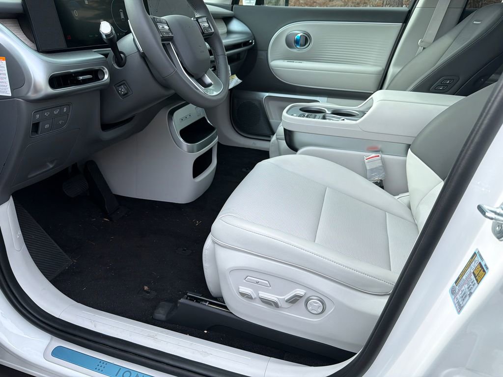 New 2026 Hyundai Ioniq 9 Limited image 9