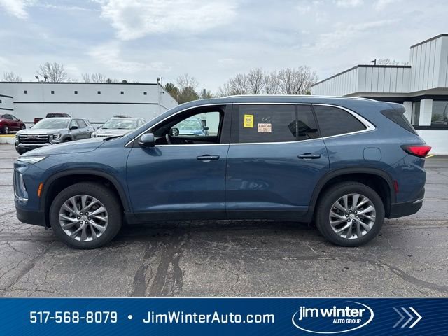 Used 2025 Buick Enclave Preferred AWD/4WD image 7