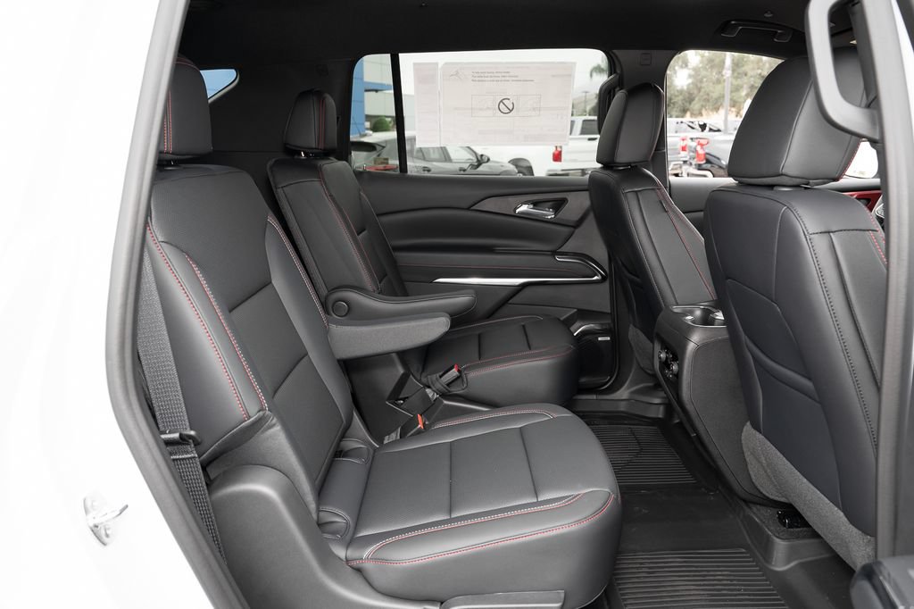 New 2026 Chevrolet Traverse Z71 w/ Enhanced Driving Package AWD/4WD image 39