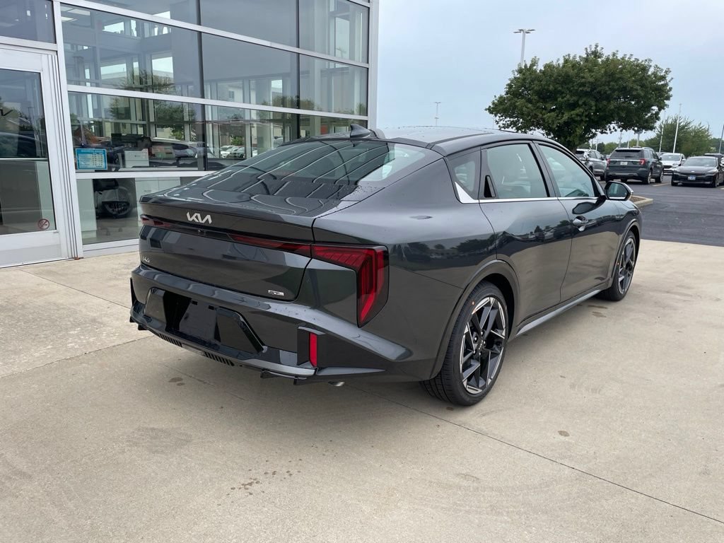 New 2026 Kia K4 GT-Line w/ GT-Line Premium Package FWD image 5