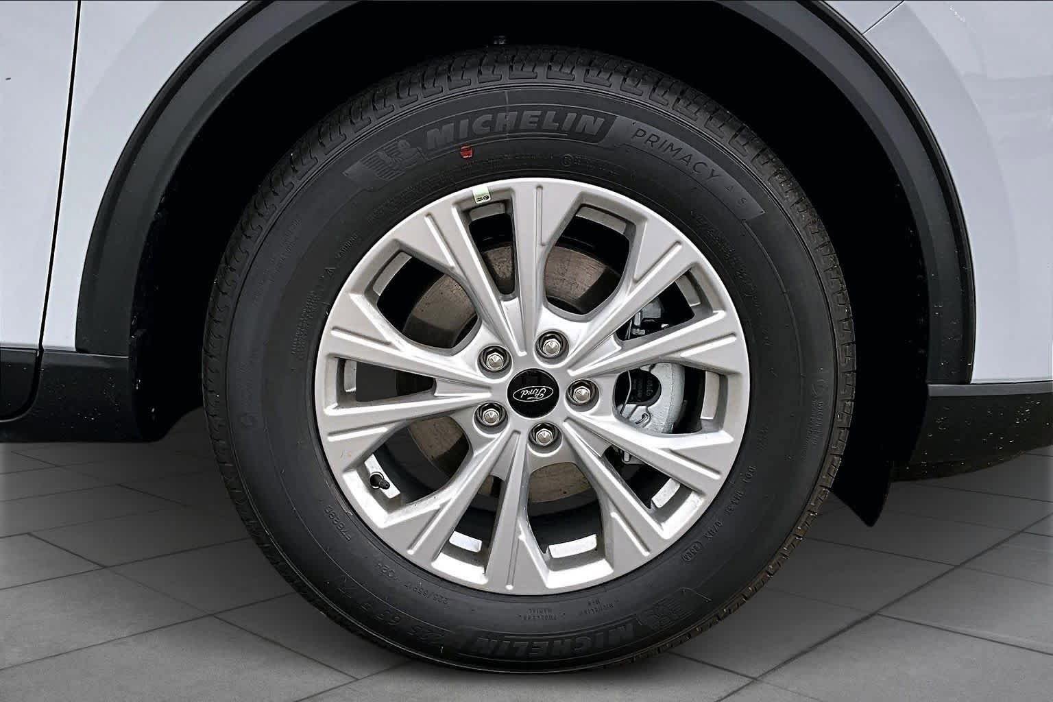 New 2026 Ford Escape Active FWD image 12