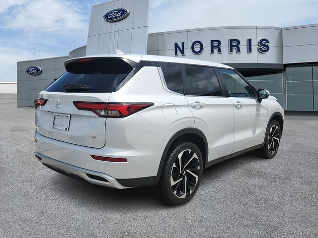 Used 2024 Mitsubishi Outlander SE AWD/4WD image 4