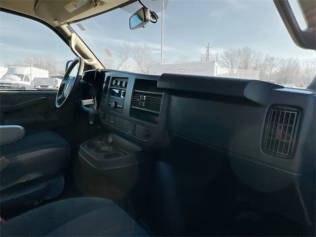Used 2024 GMC Savana 2500 w/ Driver Convenience Package image 36