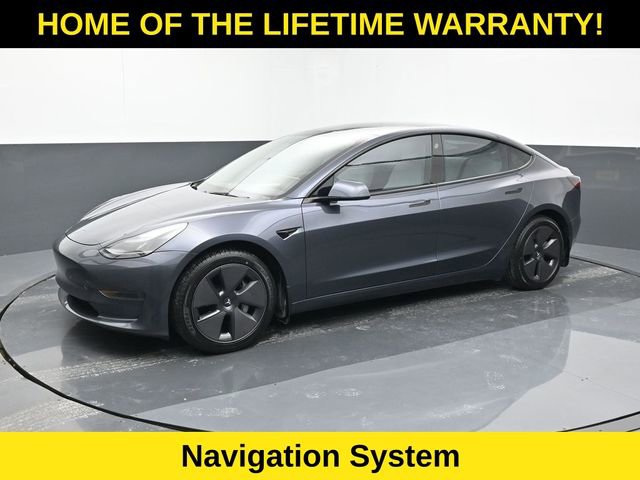 Used 2023 Tesla Model 3 Standard Range RWD image 2
